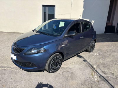 Lancia Ypsilon 1.0 FireFly 5 porte S&S Hybrid Gold Plus usata
