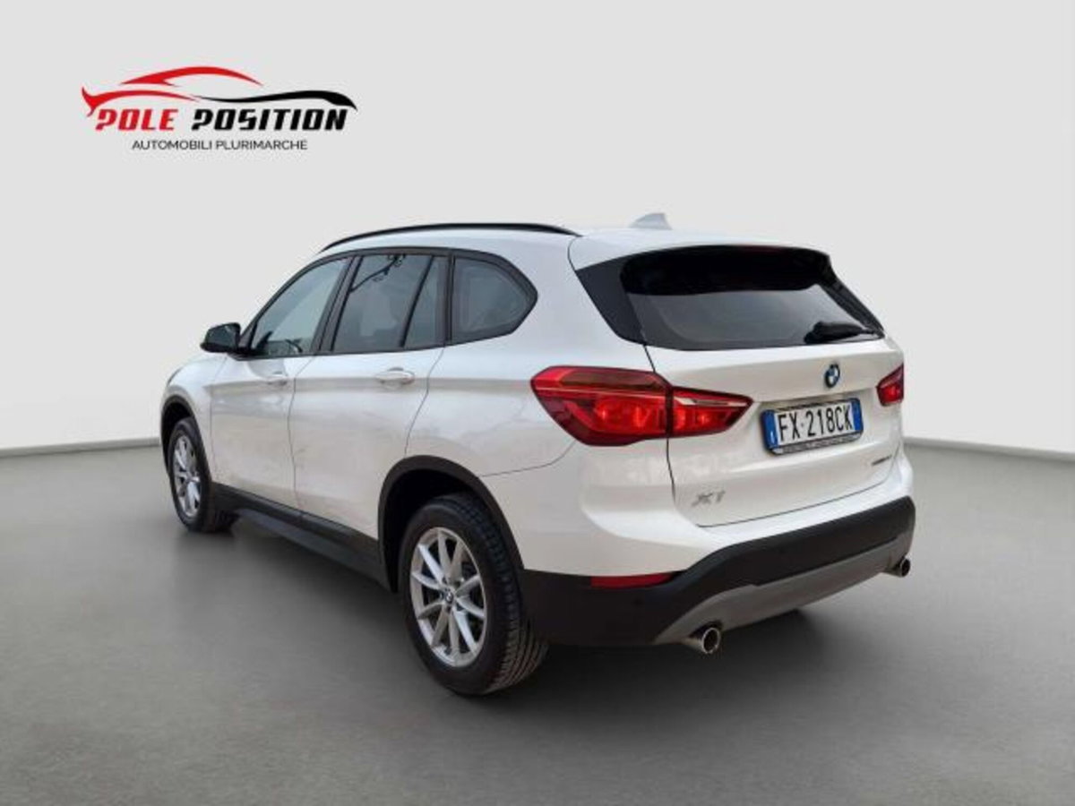 BMW X1 sDrive18d Advantage (2)