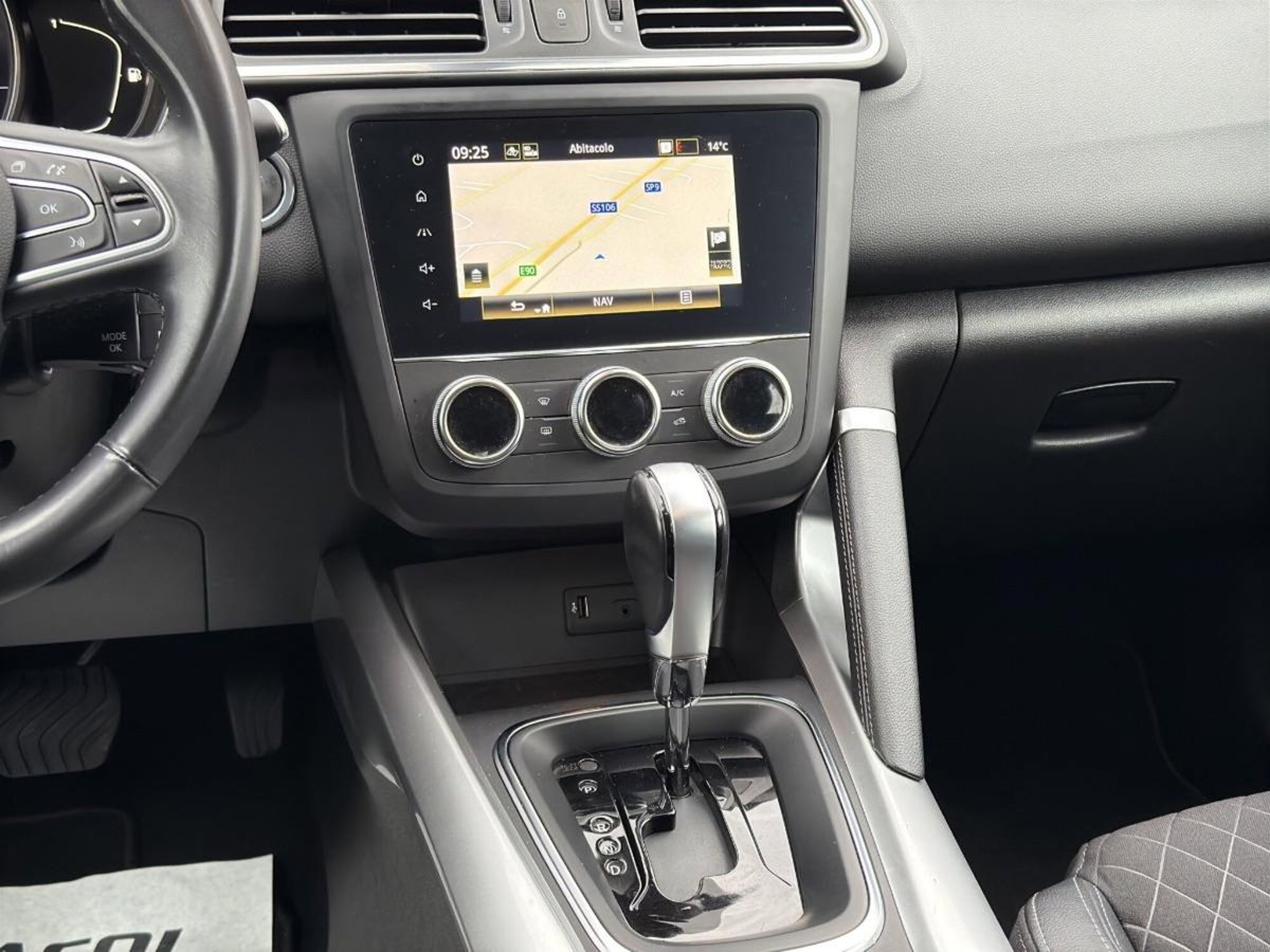 Renault Kadjar dCi 8V 115CV EDC Intens (10)