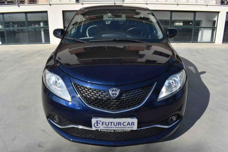 Lancia Ypsilon 1.2 69 CV 5 porte GPL Ecochic Alberta Ferretti
