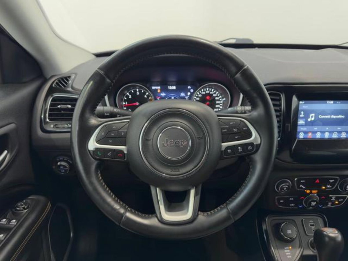Jeep Compass 2.0 Multijet II 4WD Limited (8)