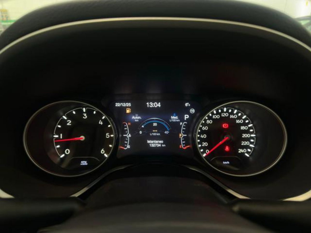Jeep Compass 2.0 Multijet II 4WD Limited (9)
