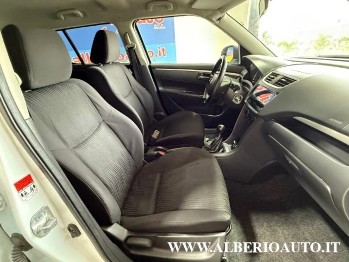Suzuki Swift 1.3 DDiS 5 porte GL Top (8)