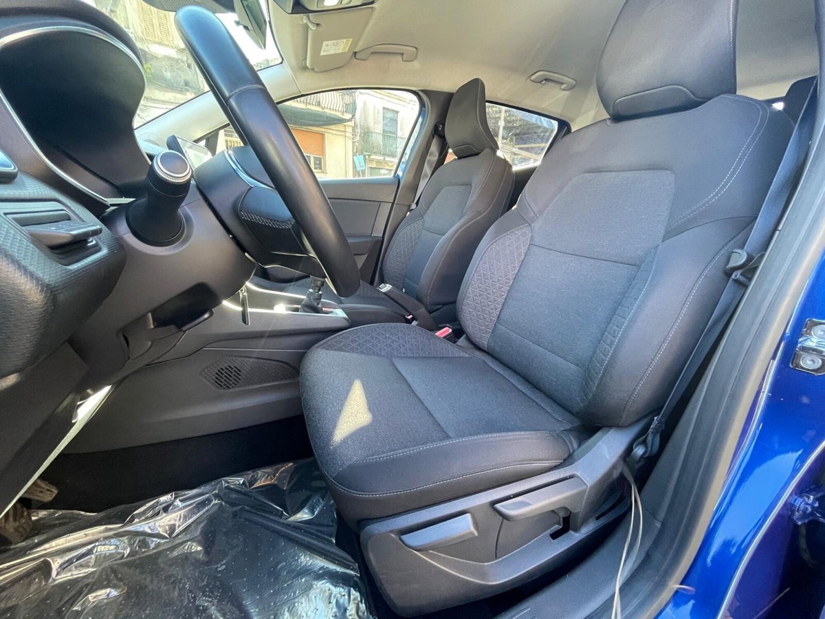 Renault Clio Blue dCi 85 CV 5 porte Business (11)