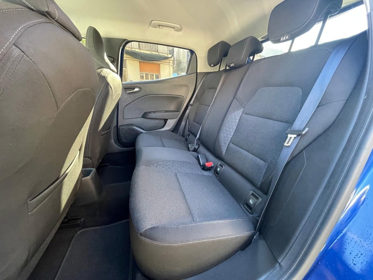 Renault Clio Blue dCi 85 CV 5 porte Business (12)