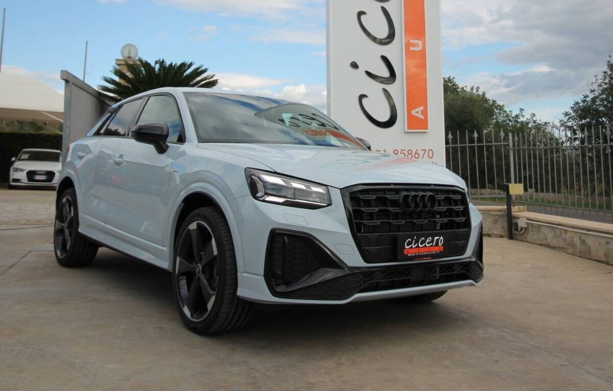 Audi Q2 Q2 35 TFSI Identity Black