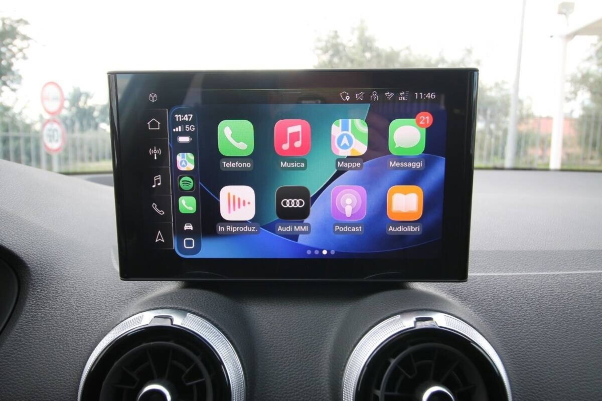 Audi Q2 Q2 35 TFSI Identity Black (10)