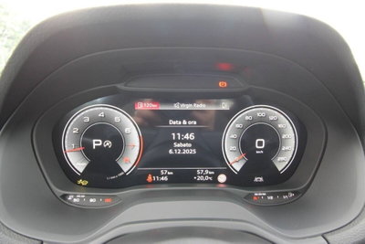 Audi Q2 Q2 35 TFSI Identity Black (9)