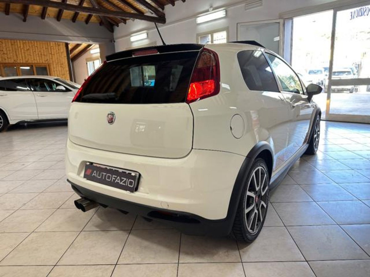 Abarth Grande Punto 1.4 T-Jet 16V 3 porte (10)