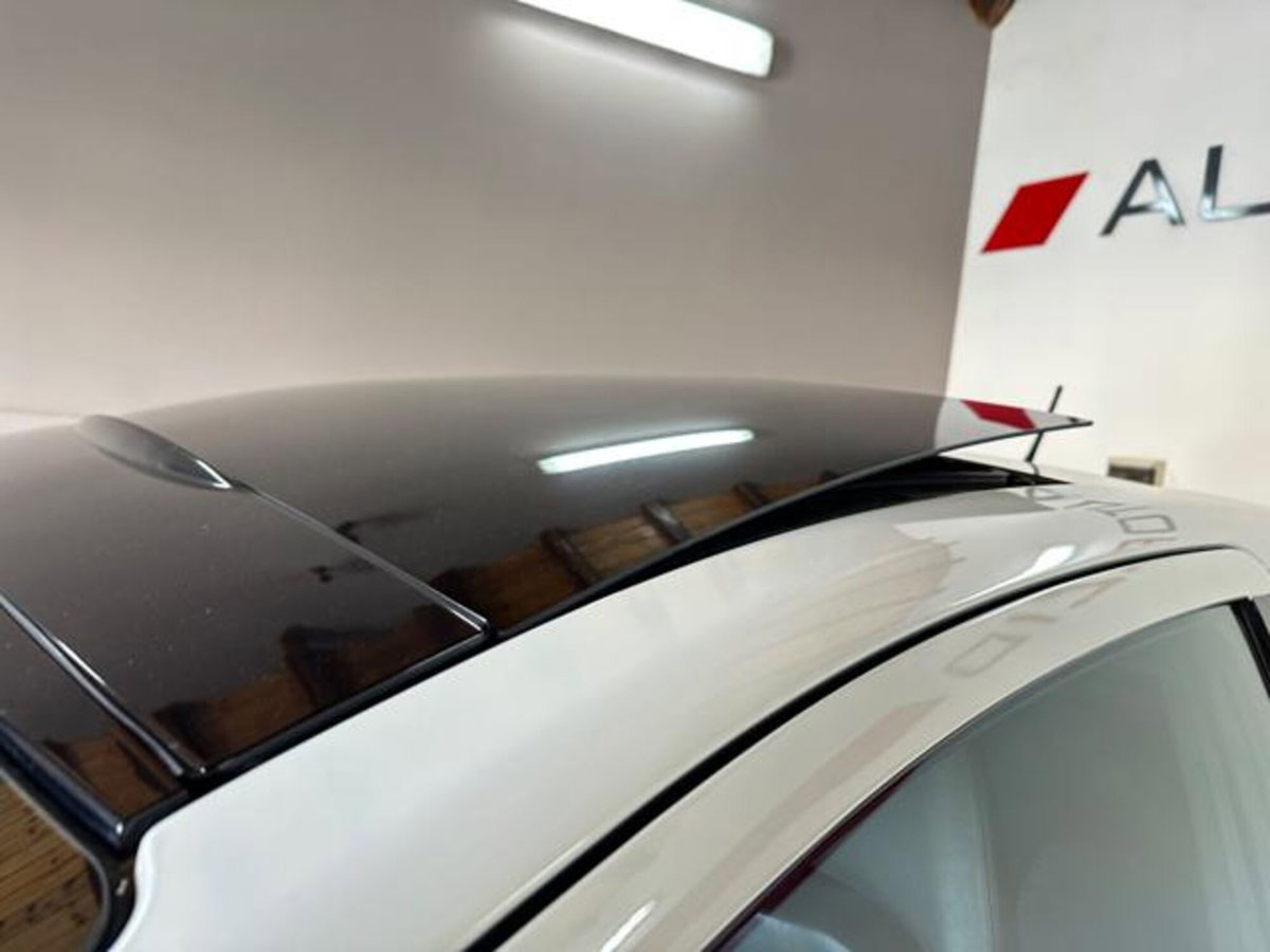 Abarth Grande Punto 1.4 T-Jet 16V 3 porte (9)