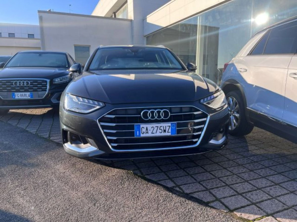 Audi A4 Avant 35 TDI/163 CV S tronic Business Advanced