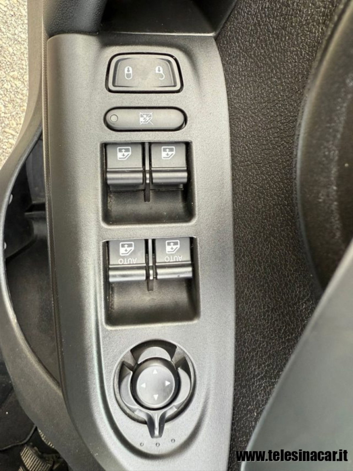 Fiat 500X 1.0 T3 120 CV Connect (17)