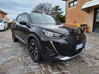 Peugeot 2008 PureTech 130 S&S Allure Pack usata