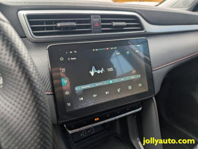 Mg ZS ZS 1.5 Luxury (13)