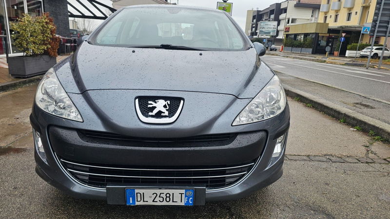 Peugeot 308 1.6 HDi 90CV 5p. Tecno