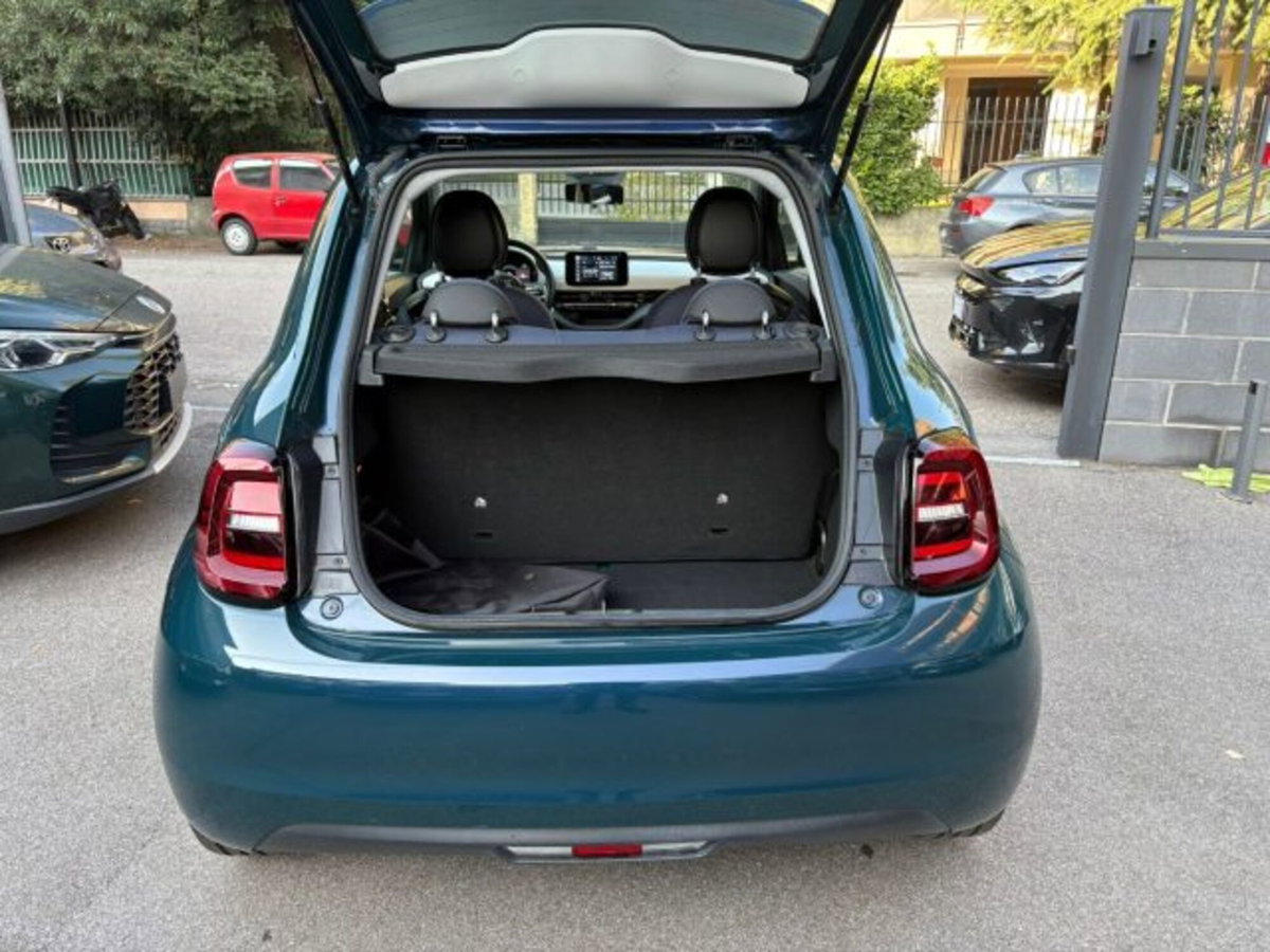 Fiat 500e Icon Berlina 23,65 kWh (15)