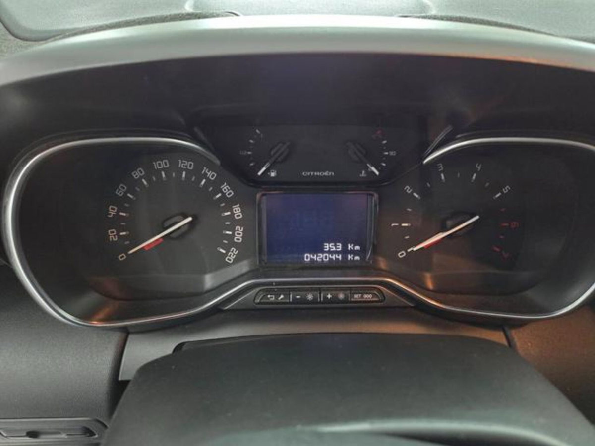 Citroen C3 Aircross BlueHDi 110 S&S Shine Pack (14)