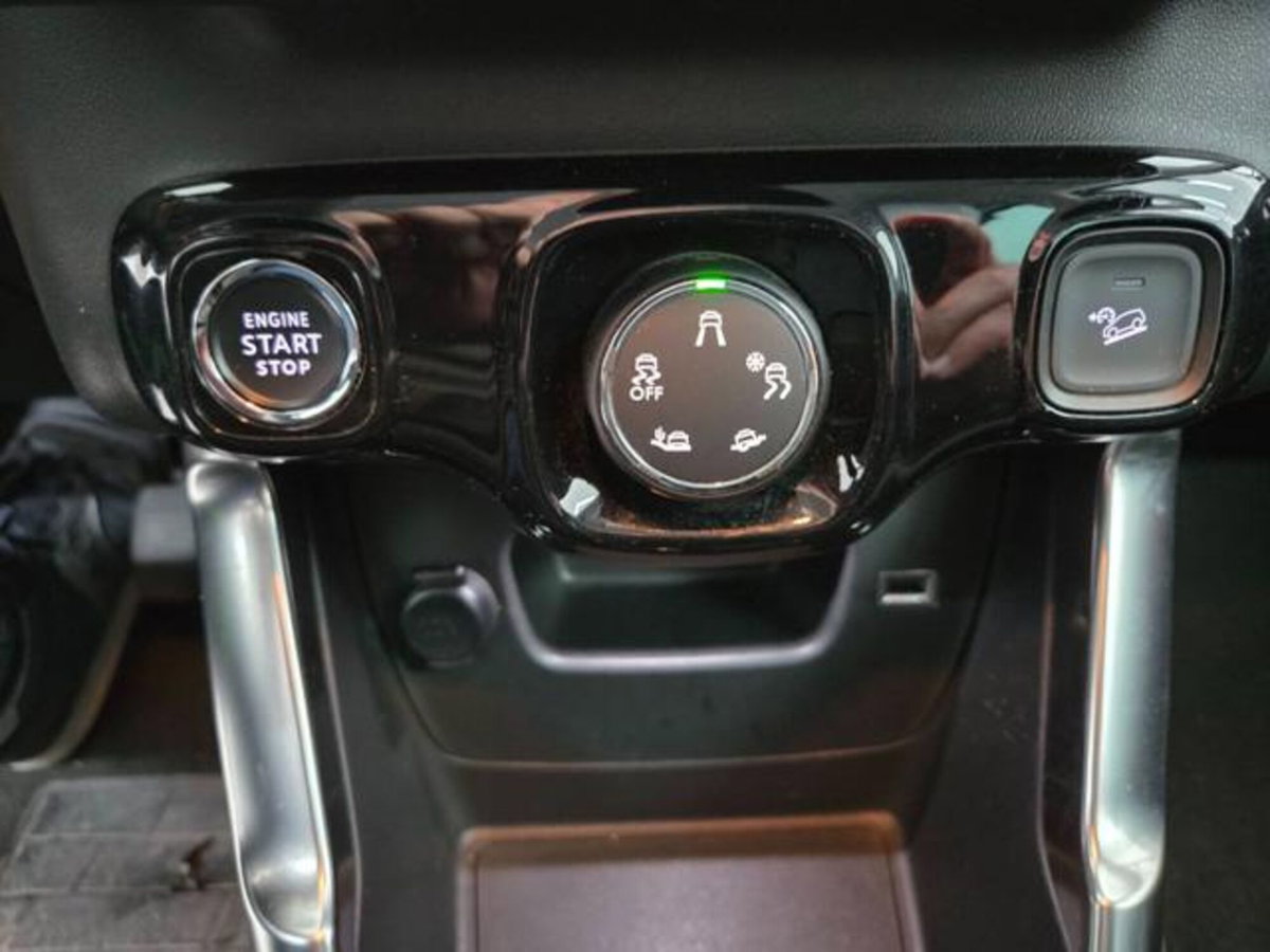 Citroen C3 Aircross BlueHDi 110 S&S Shine Pack (3)