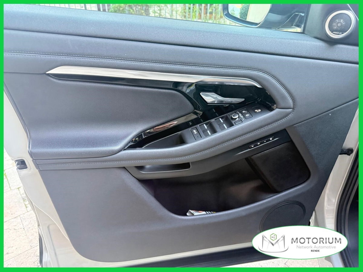 Land Rover Range Rover Evoque 2.0D I4-L.Flw 150 CV R-Dynamic S (16)