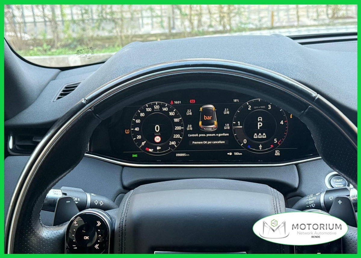Land Rover Range Rover Evoque 2.0D I4-L.Flw 150 CV R-Dynamic S (9)