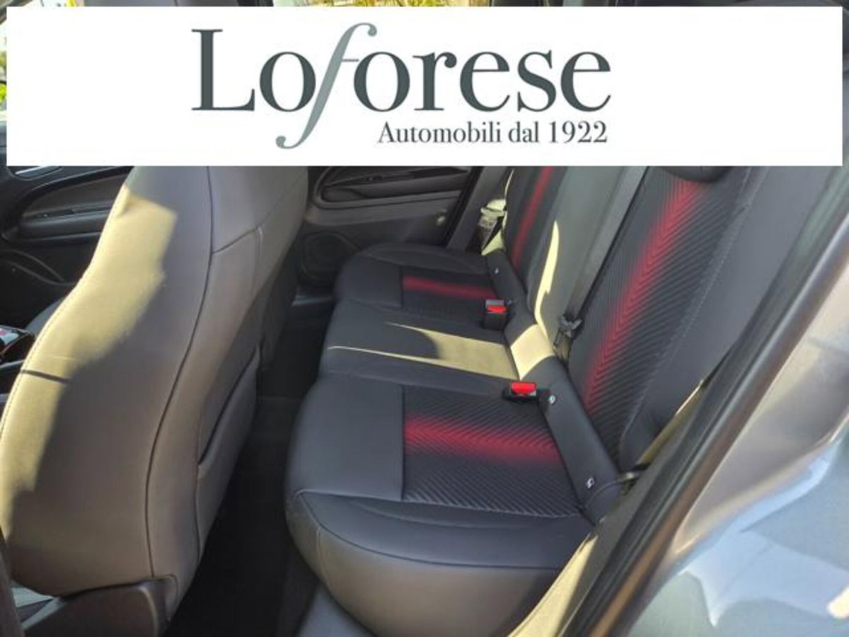 Alfa Romeo Junior 1.2 ibrida Speciale 145cv edct6 (12)