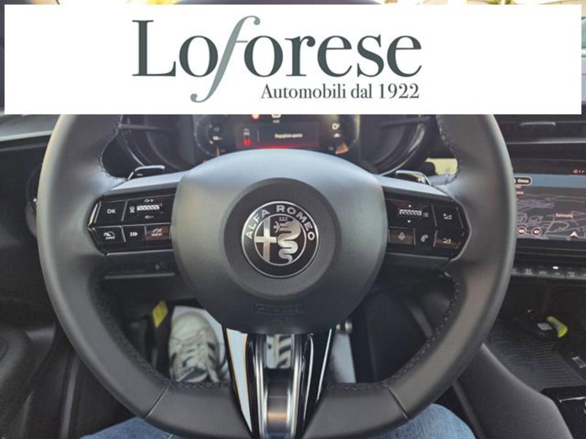 Alfa Romeo Junior 1.2 ibrida Speciale 145cv edct6 (20)
