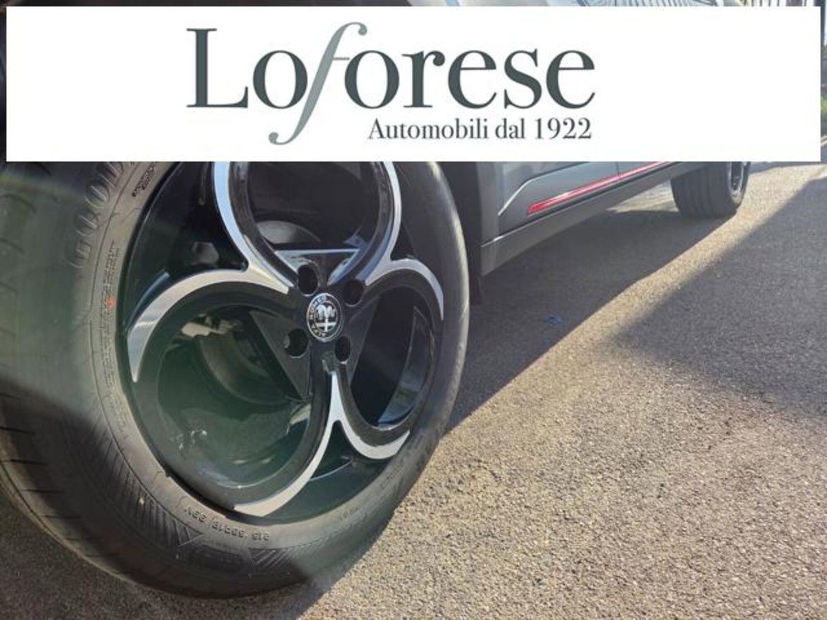 Alfa Romeo Junior 1.2 ibrida Speciale 145cv edct6 (8)