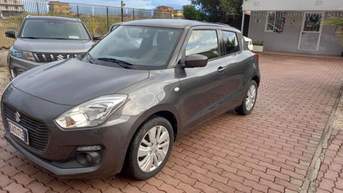 Suzuki Swift 1.2 Hybrid Top (3)