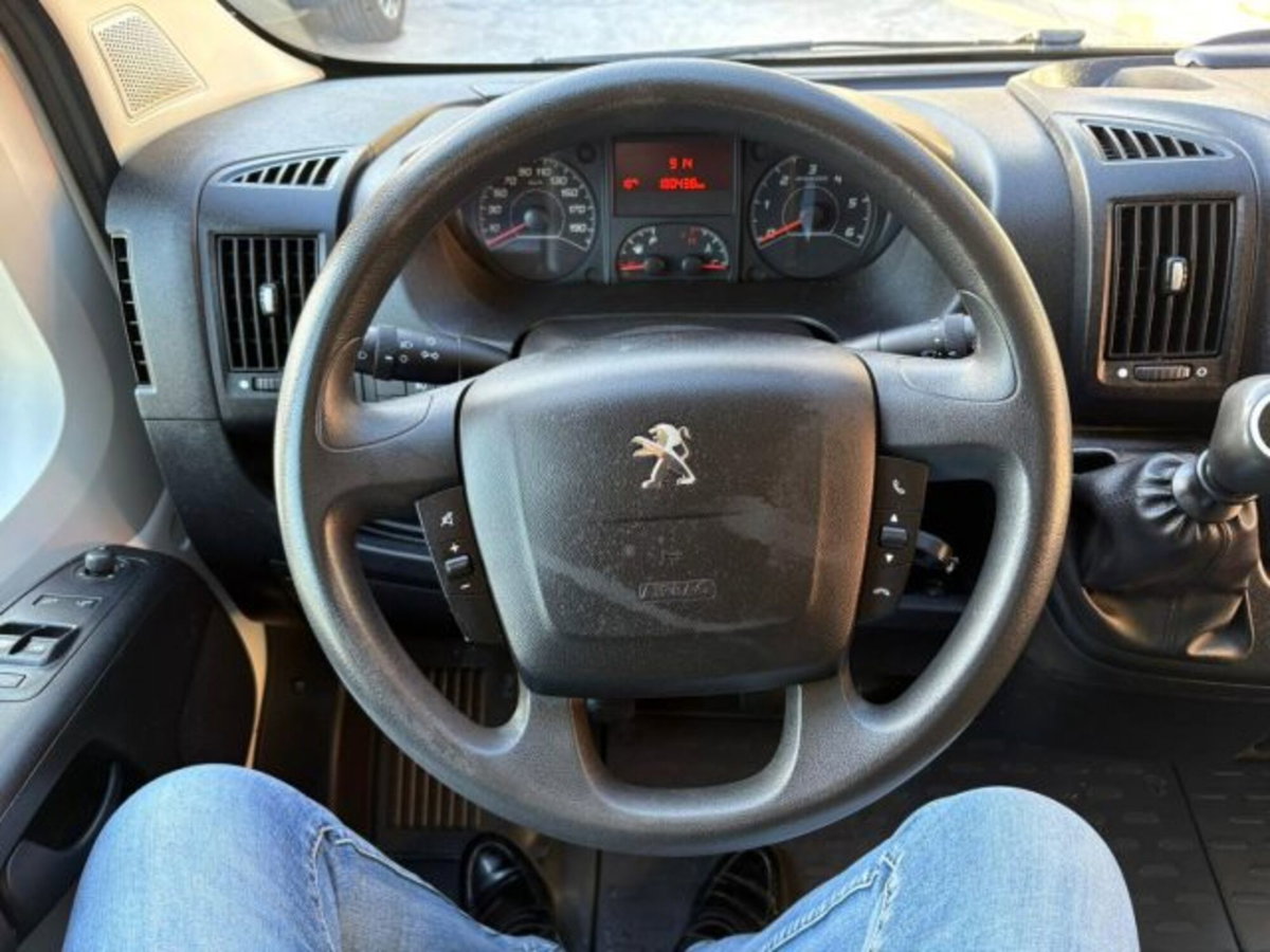 Peugeot Boxer Furgone 335 2.0 BlueHDi 130CV PC-TN Furgone (12)