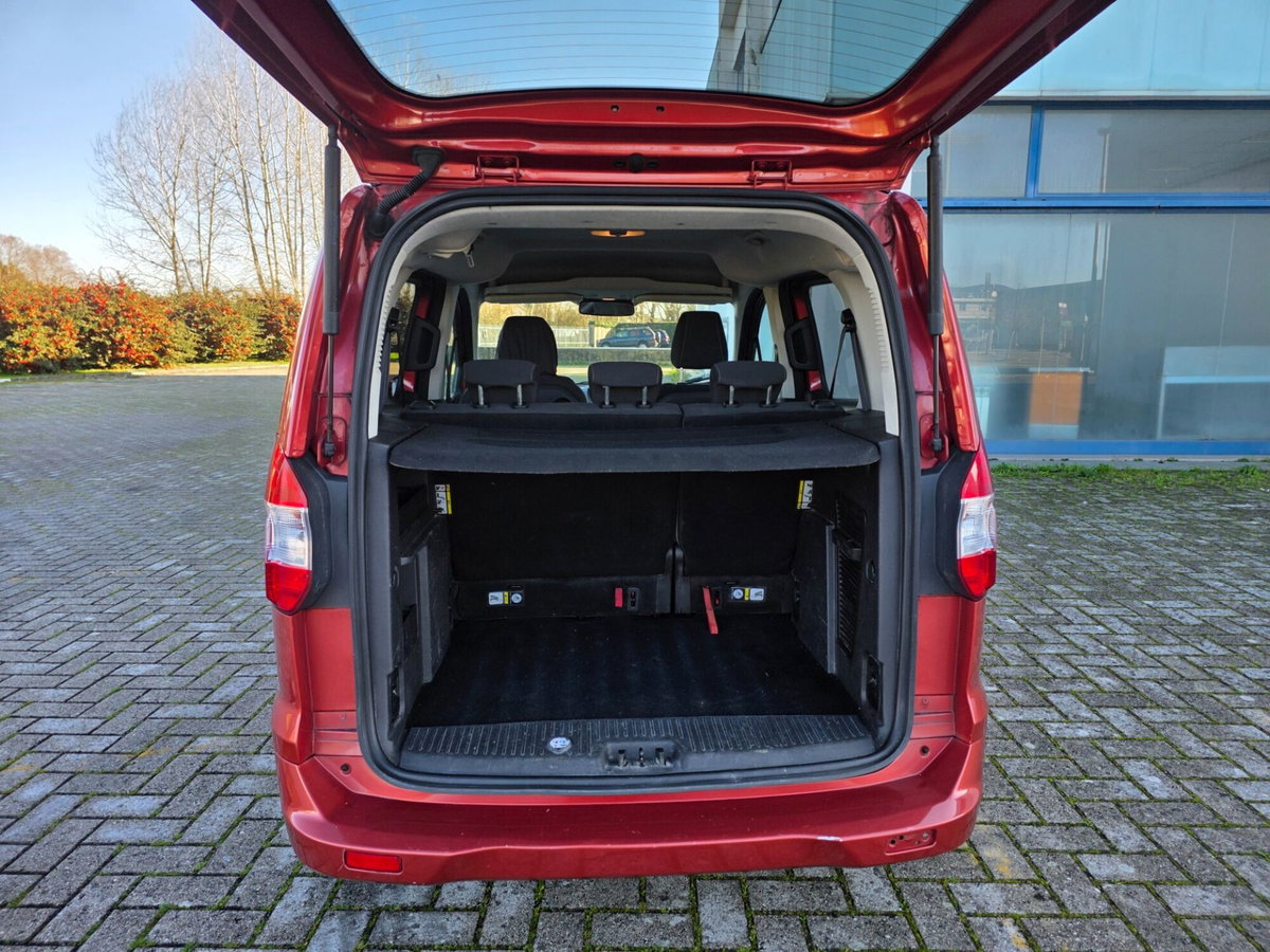 Ford Tourneo Courier 1.6 TDCI 95 CV Plus (10)