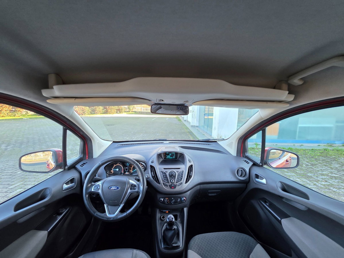 Ford Tourneo Courier 1.6 TDCI 95 CV Plus (19)