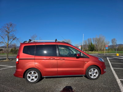Ford Tourneo Courier 1.6 TDCI 95 CV Plus (5)