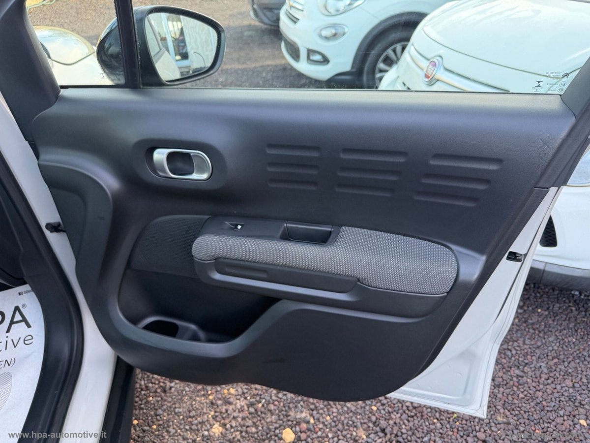 Citroen C3 Aircross BlueHDi 100 S&S Shine (19)