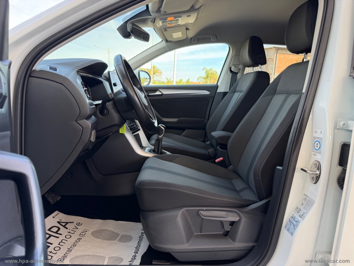 Volkswagen T-Roc 2.0 tdi R-Line 115cv (10)