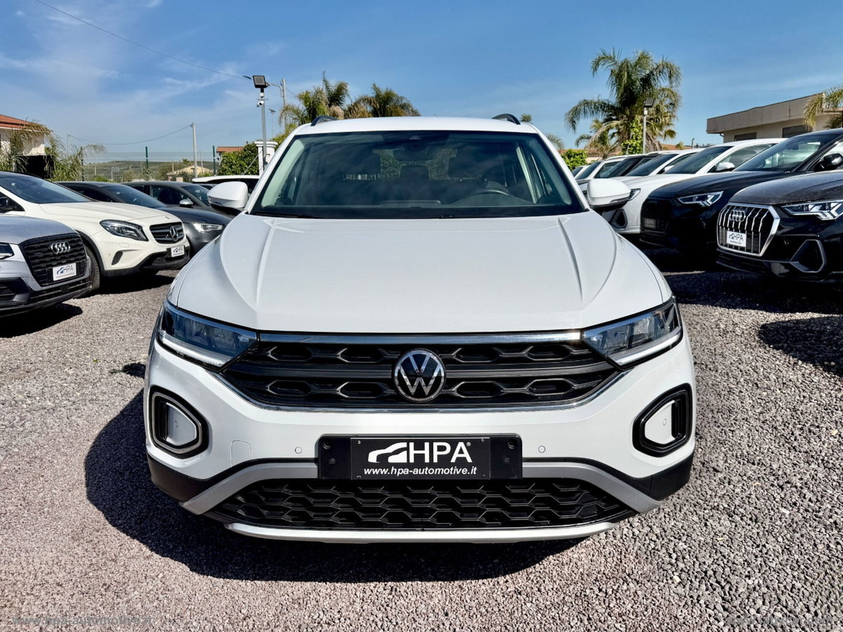 Volkswagen T-Roc 2.0 tdi R-Line 115cv (2)