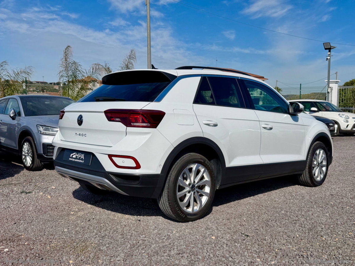 Volkswagen T-Roc 2.0 tdi R-Line 115cv (6)