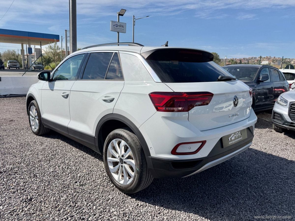 Volkswagen T-Roc 2.0 tdi R-Line 115cv (4)