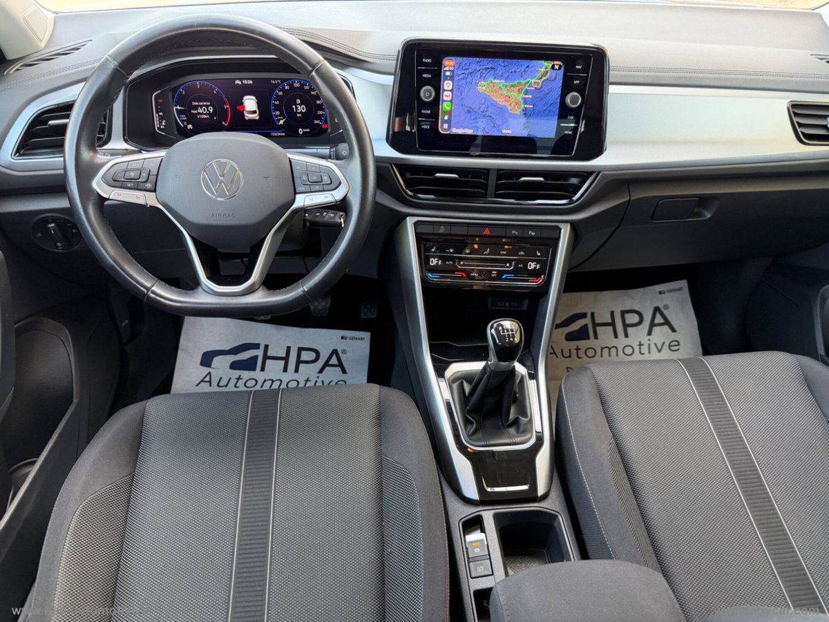 Volkswagen T-Roc 2.0 tdi R-Line 115cv (9)