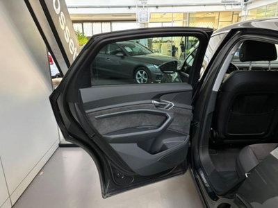 Audi Q8 Sportback 50 S line edition quattro (9)