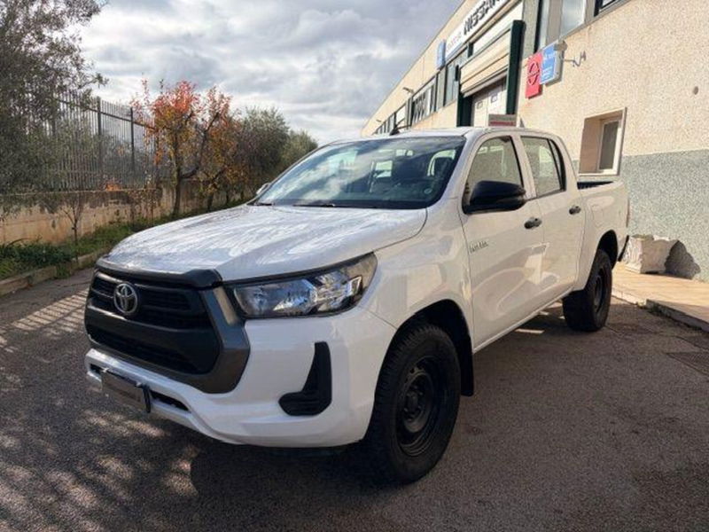 Toyota Hilux 2.D-4D 4WD porte Double Cab Comfort