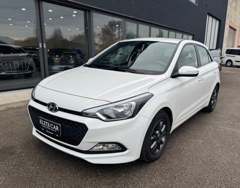 Hyundai i20 1.2 5 porte Econext Blackline