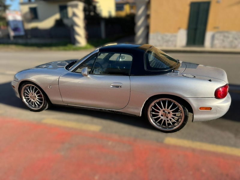 Mazda MX-5 1.6i 16V cat Mid