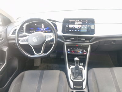 Volkswagen T-Roc 2.0 tdi Life 150cv dsg (11)