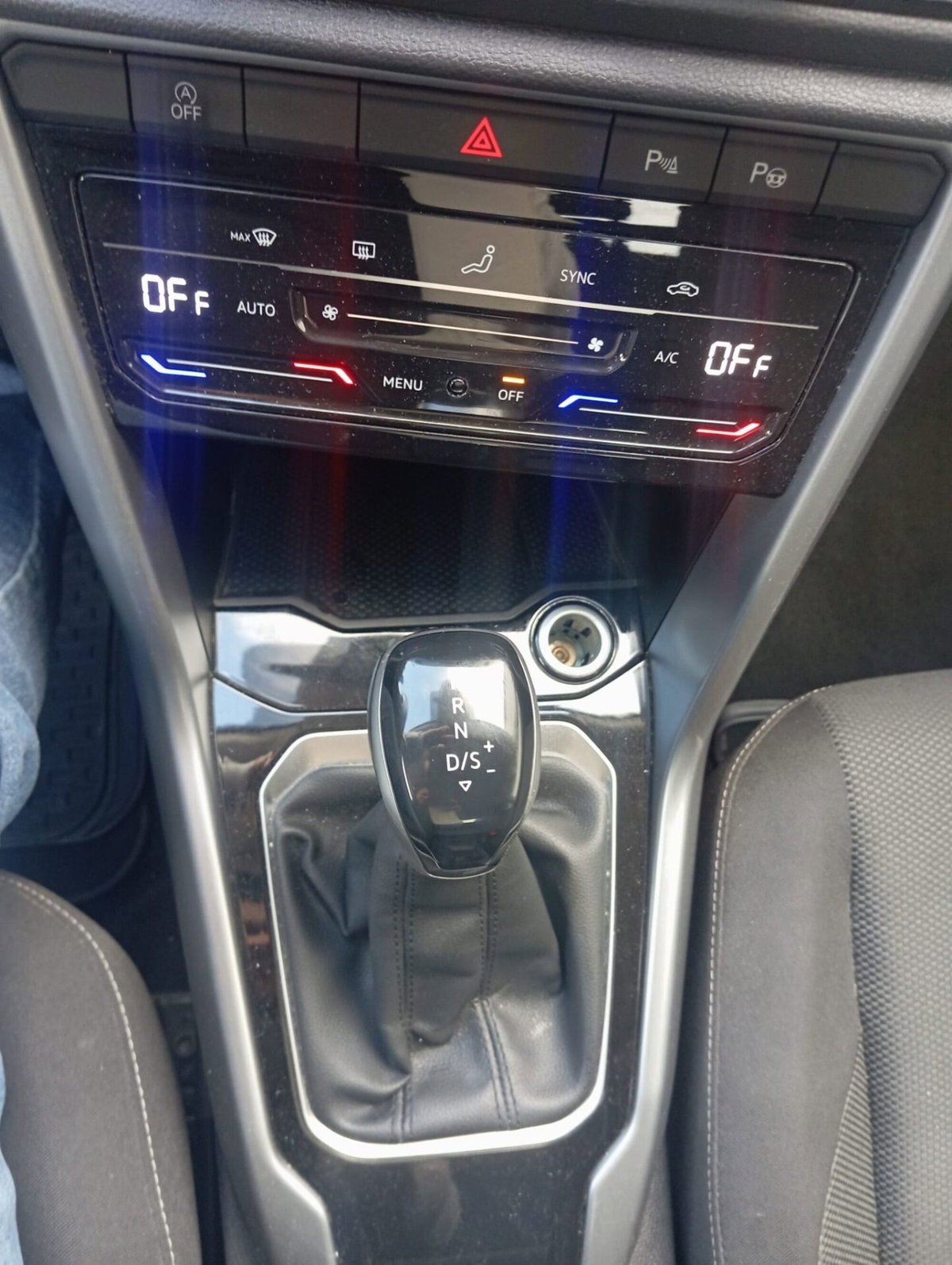 Volkswagen T-Roc 2.0 tdi Life 150cv dsg (12)