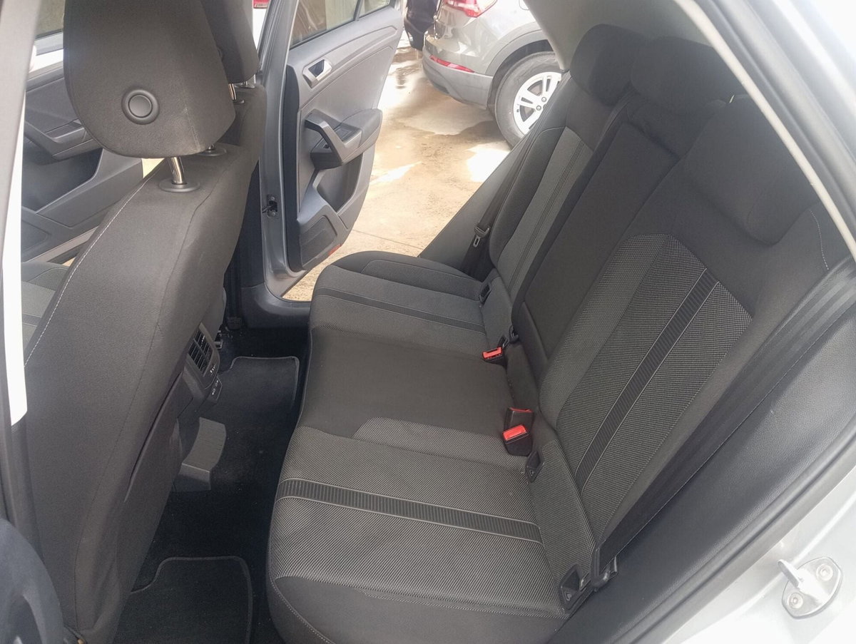 Volkswagen T-Roc 2.0 tdi Life 150cv dsg (16)