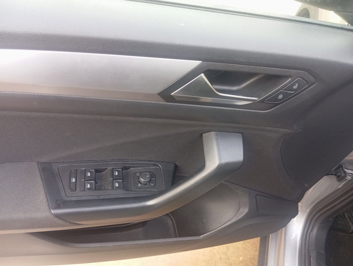 Volkswagen T-Roc 2.0 tdi Life 150cv dsg (20)