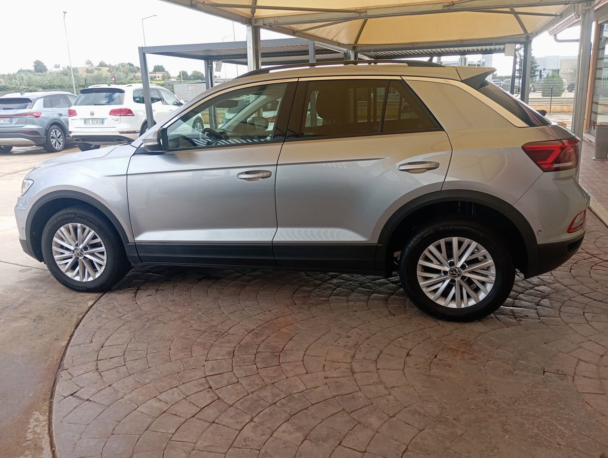 Volkswagen T-Roc 2.0 tdi Life 150cv dsg (7)