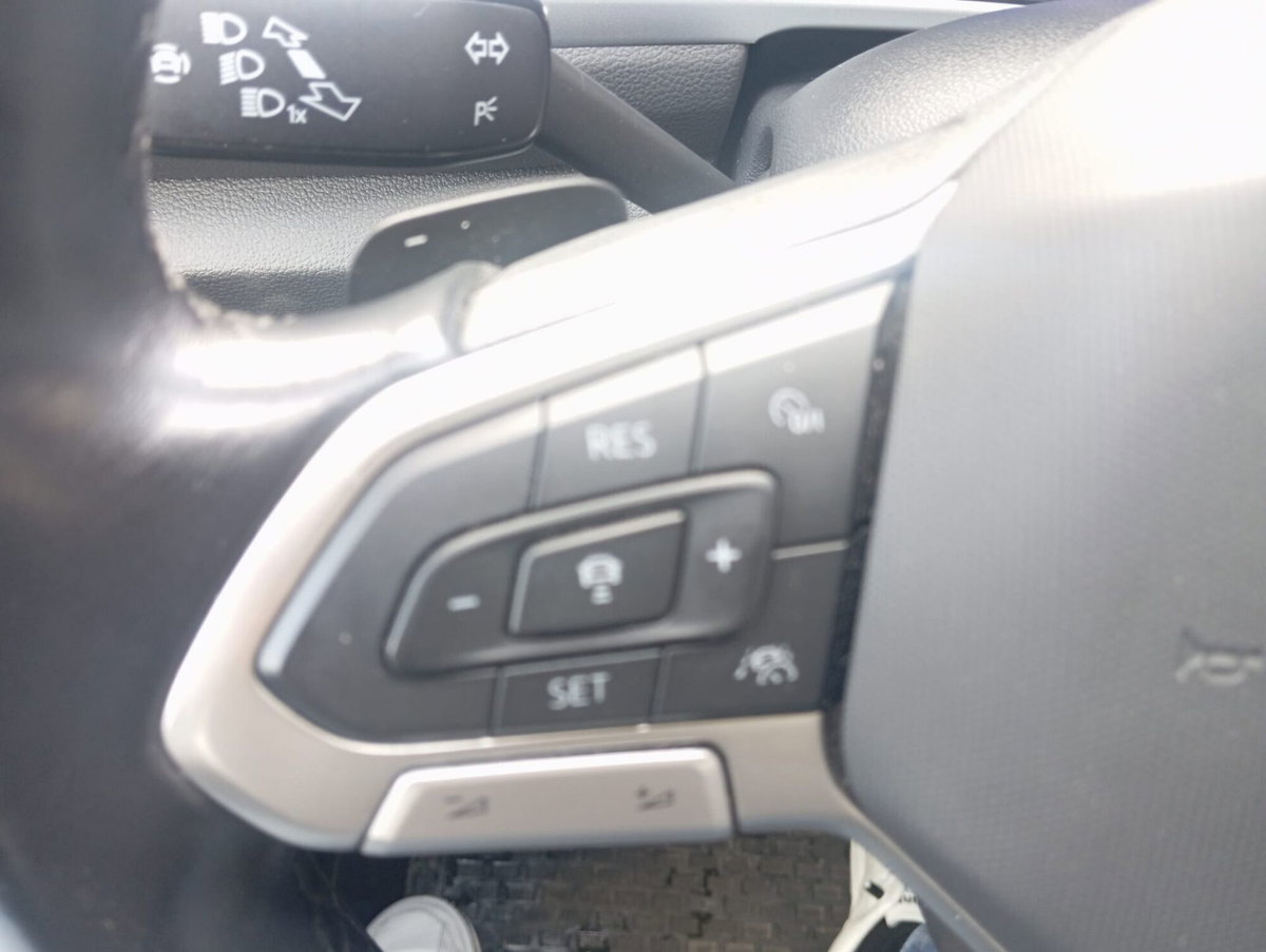 Volkswagen T-Roc 2.0 tdi Life 150cv dsg (9)