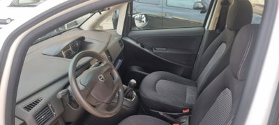Lancia Musa 1.3 Mjt 95 CV Gold (5)