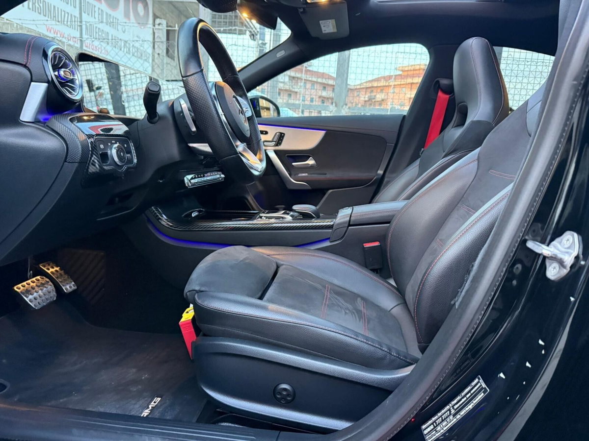 Mercedes-Benz CLA 200 d Automatic Premium (12)